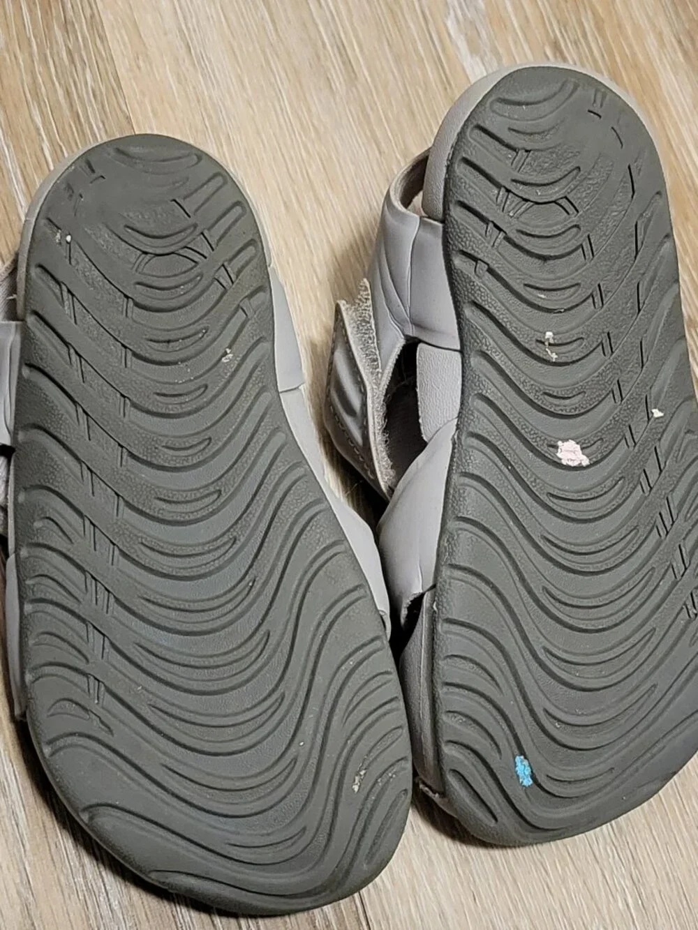 NIKE SUNRAY Grey Toddler Water Shoe Sandal 13cm - 5.5 UK (PRELOVED)